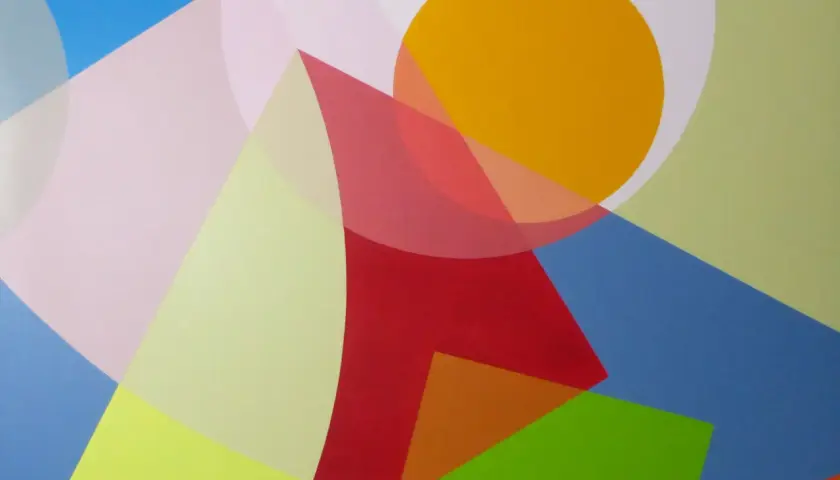 Un aplat de couleur exemple, avec des formes géométriques et des cercles translucides dans des tons vifs comme le rouge, l'orange, le jaune et le vert.