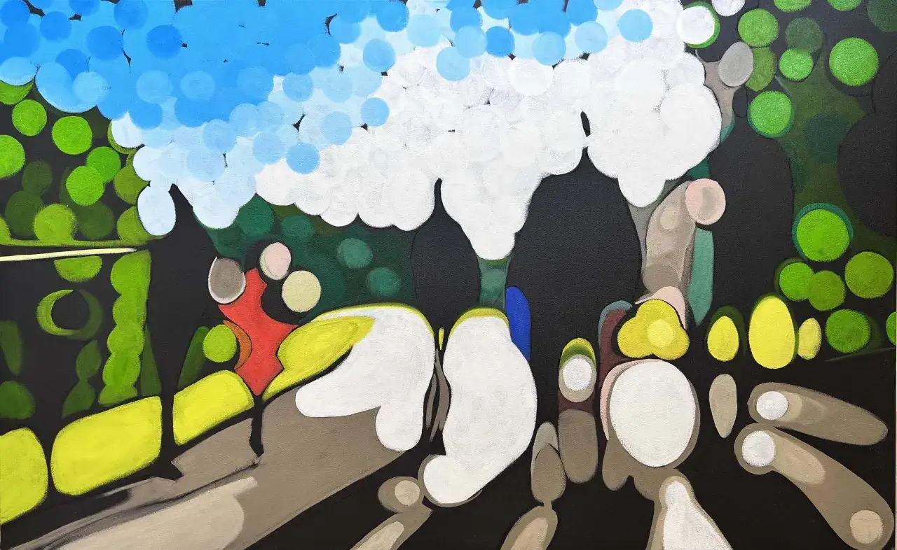 Peinture abstraite avec des formes rondes bleues et blanches évoquant le ciel, des cercles verts comme de la végétation, et des formes organiques colorées. Un plein vide joyeux.
